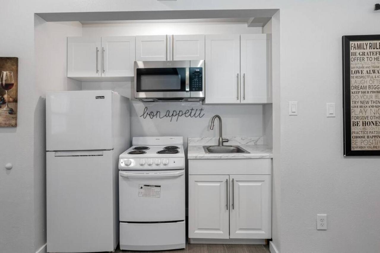 South Tampa Central Location Efficiency Suite Bagian luar foto