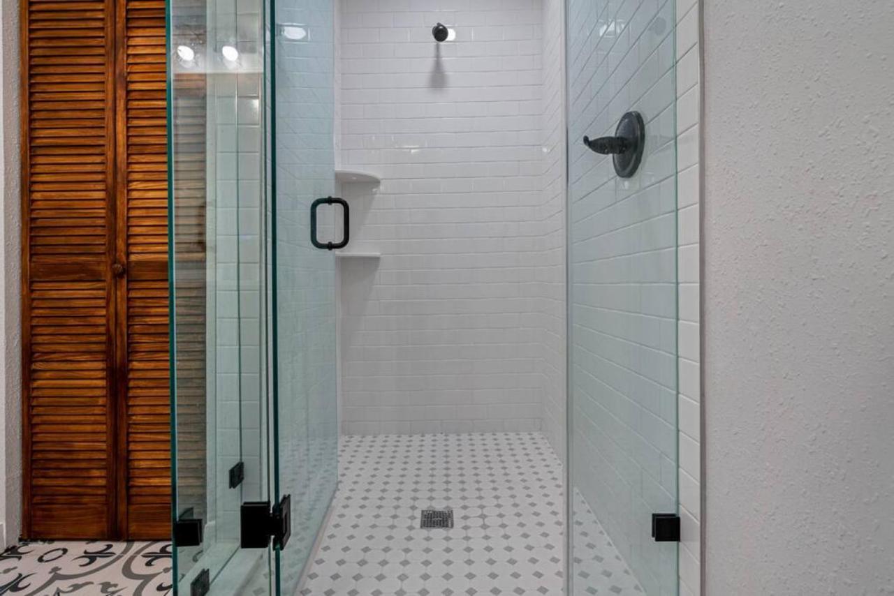 South Tampa Central Location Efficiency Suite Bagian luar foto
